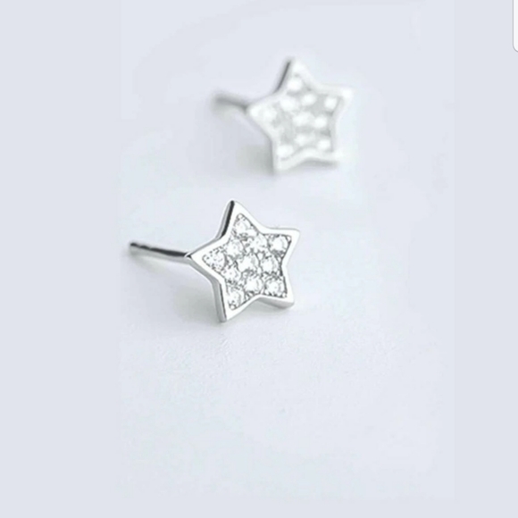 *Hadley* Star And Bar Earrings - Picture 2 of 5
